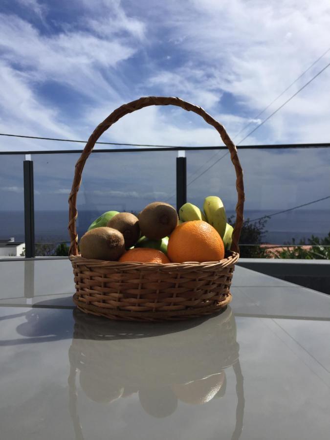 Calheta Ocean View Apartment 2 - Air Condition Estreito Da Calheta Luaran gambar