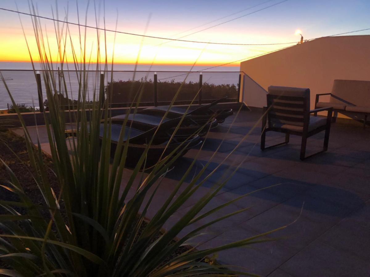 Calheta Ocean View Apartment 2 - Air Condition Estreito Da Calheta Luaran gambar